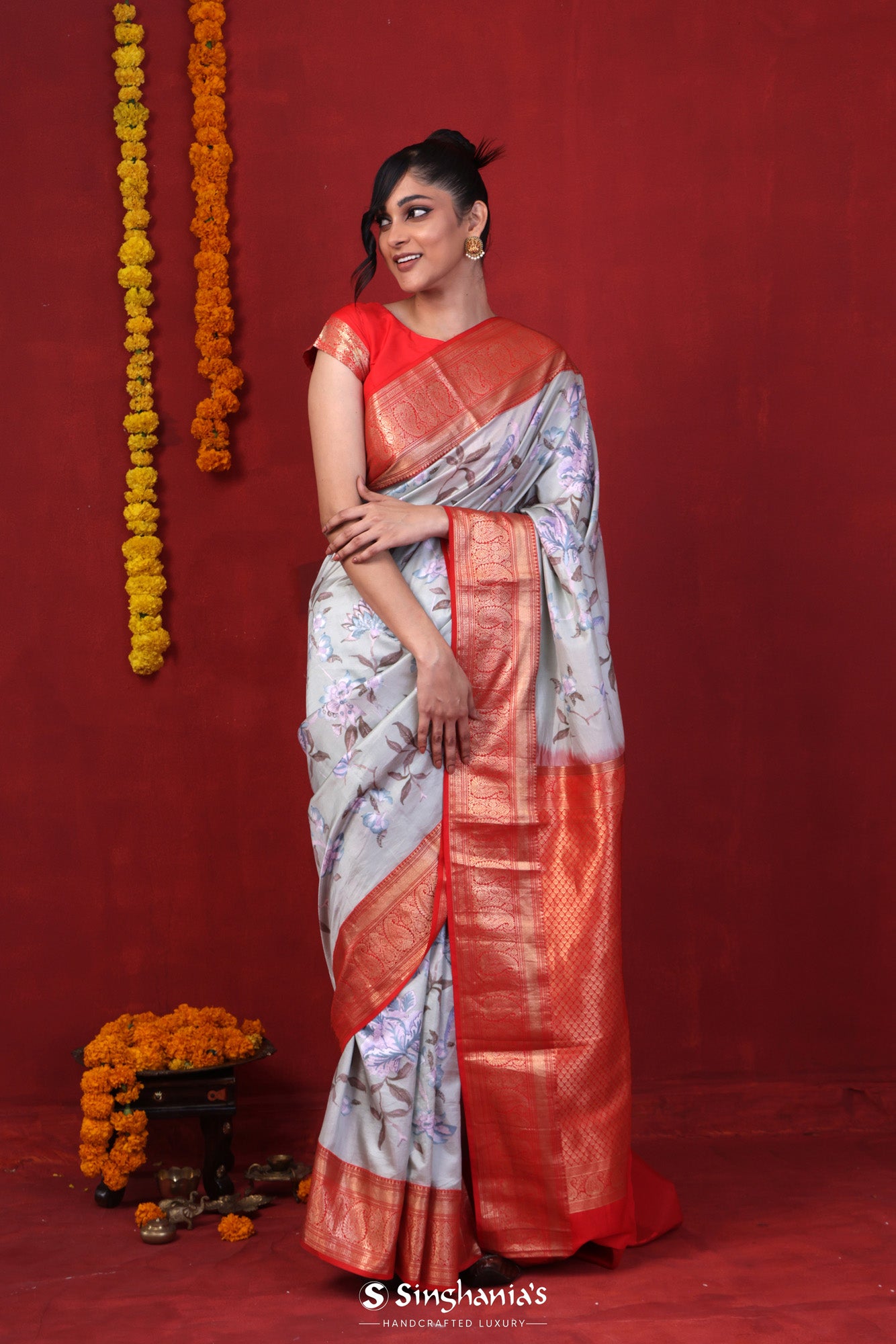 Ash Gray Printed Silk Saree With Kanjivaram Border