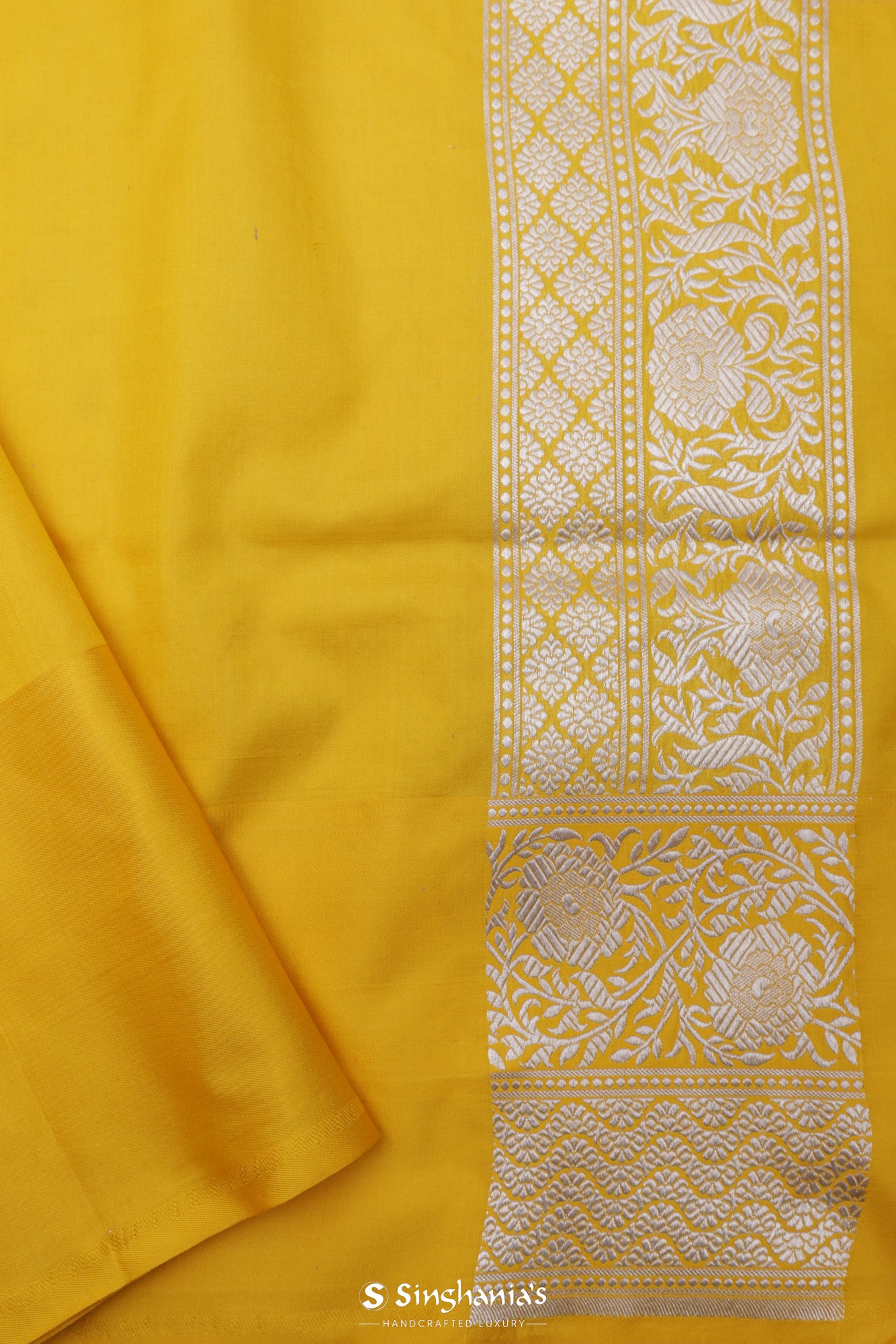 Medium Purple Banarasi Silk Saree With Floral Jaal Pattern