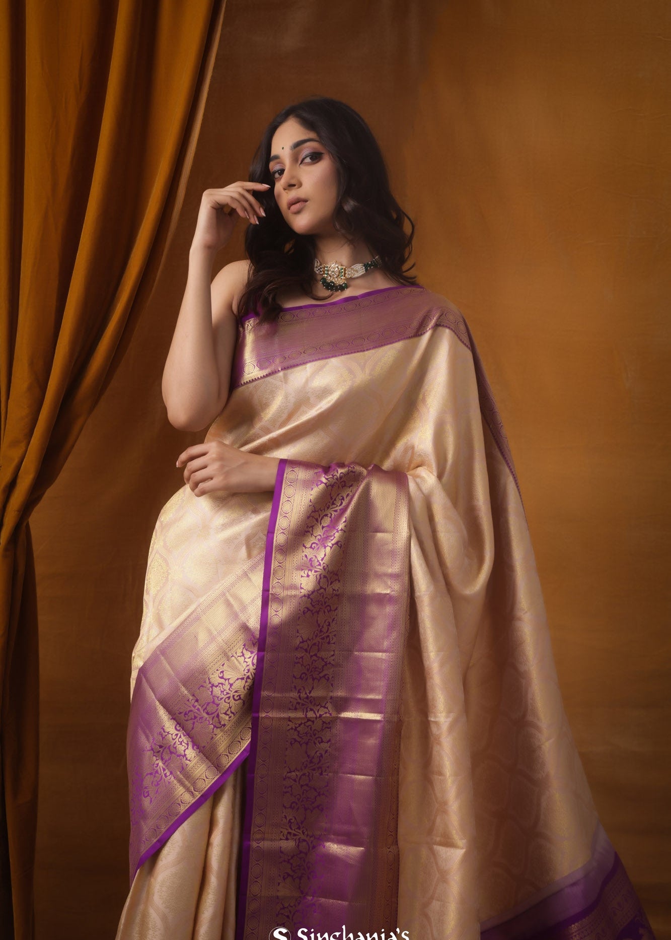 Almond Peach Kanjivaram Silk Saree With Floral Jaal Weaving